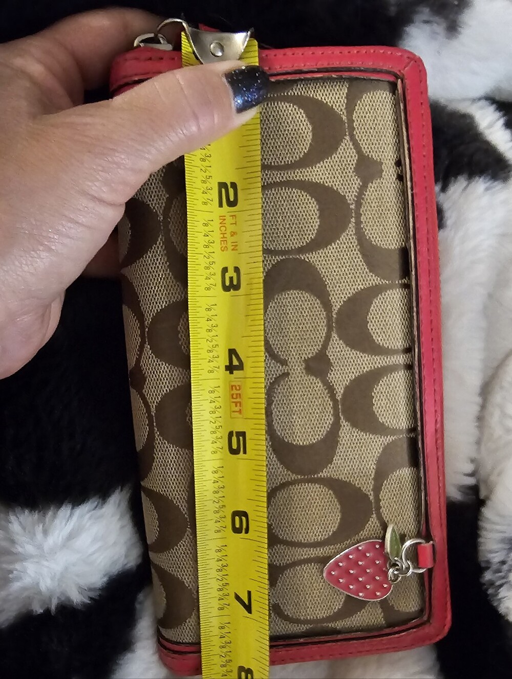 Coach Strawberry Charm Signature Zip Around Wallet Pink Leather Y2K - Picture 6 of 9